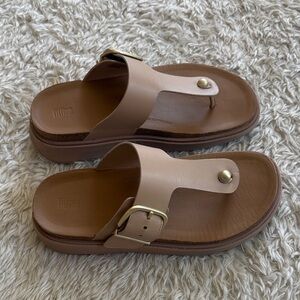 FitFlop GEN-FF Buckle Leather Toe-Post Sandals